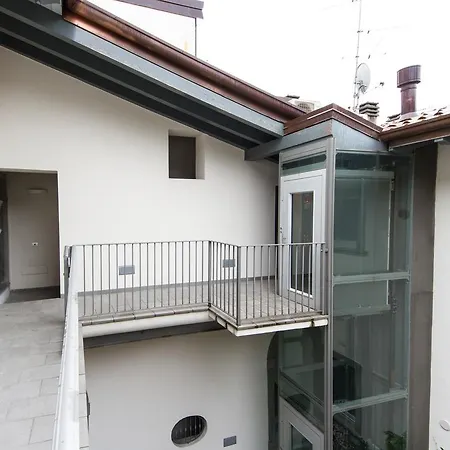 贝加莫贵宾公寓